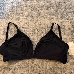 Lively wireless spacer bra. Size 3.